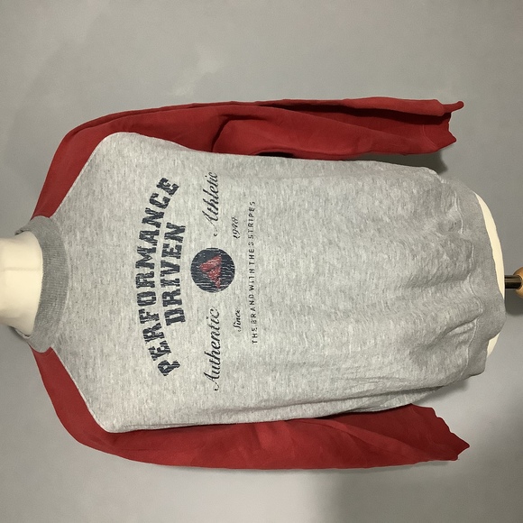 Other - Vintage Adidas Crew Neck Sweatshirt - Size M - Grey Marl - P2P 24”